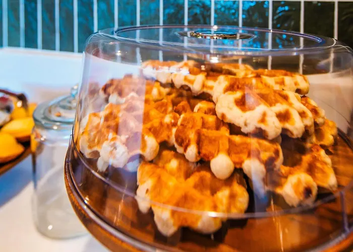 ホテル イビ スティル ザンティーブ 3*