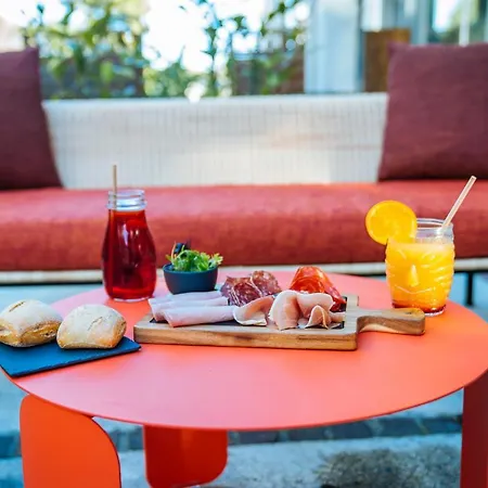 Ibis Styles 3*