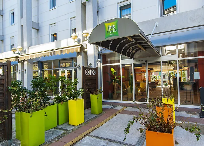 이비스 스타일 앙티베 3*